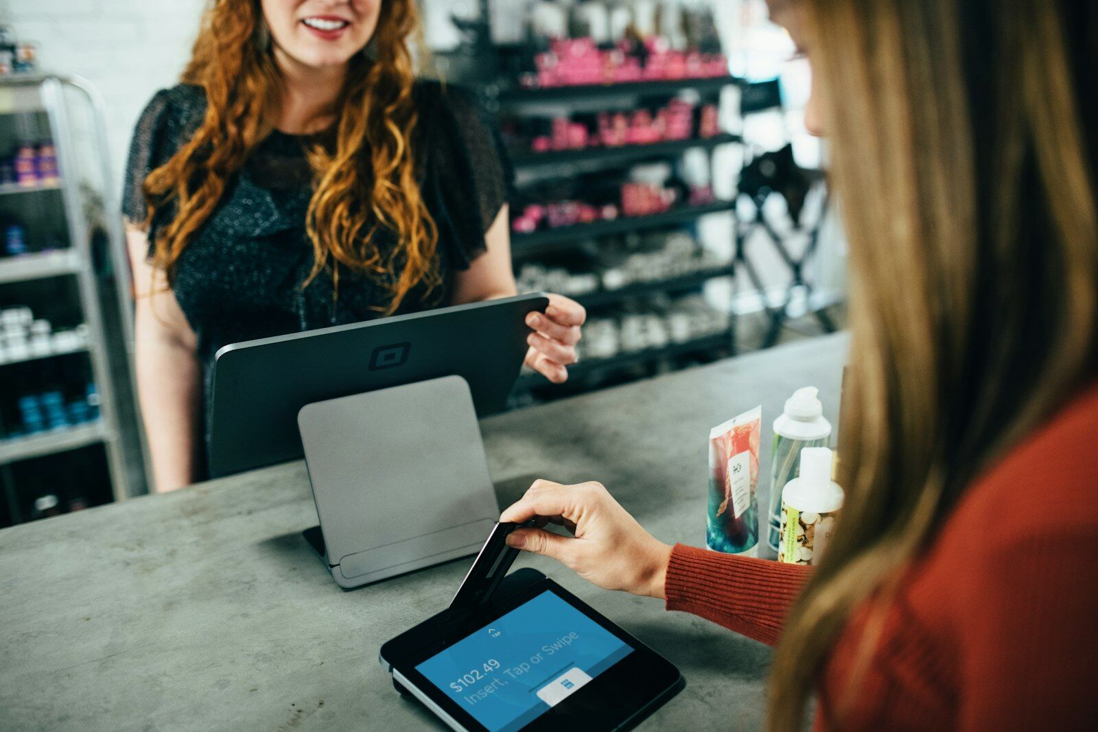Magasin e-commerce avec produits exposes