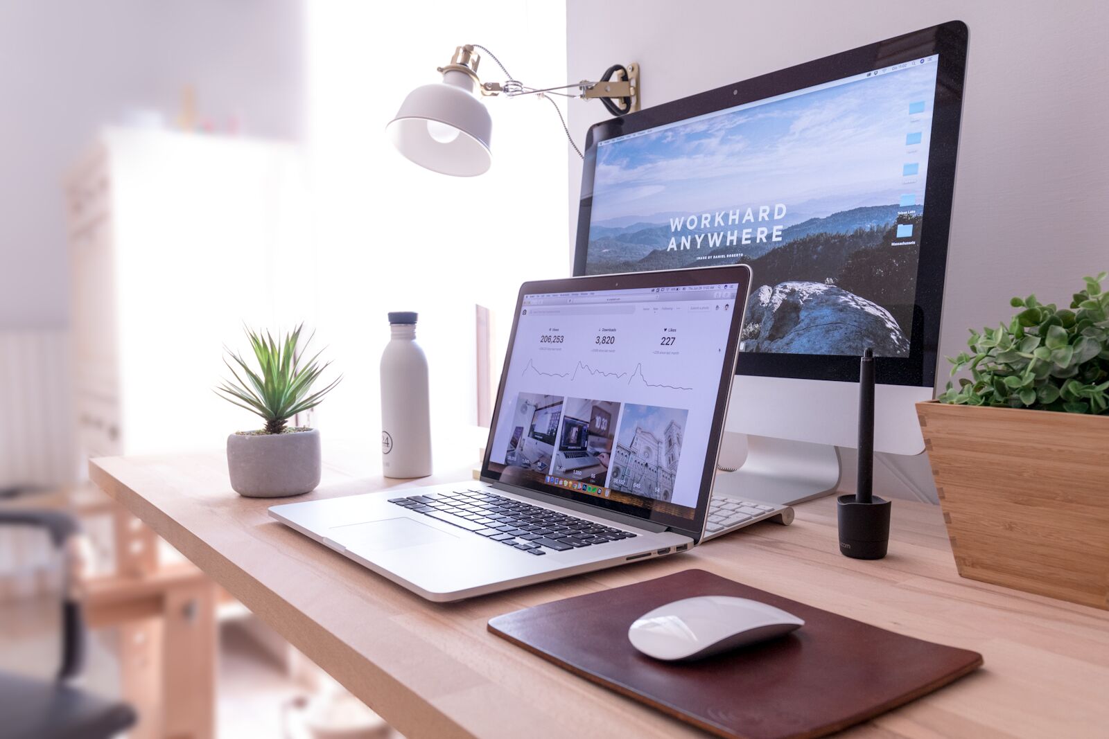 Site vitrine web affiche sur un ordinateur portable